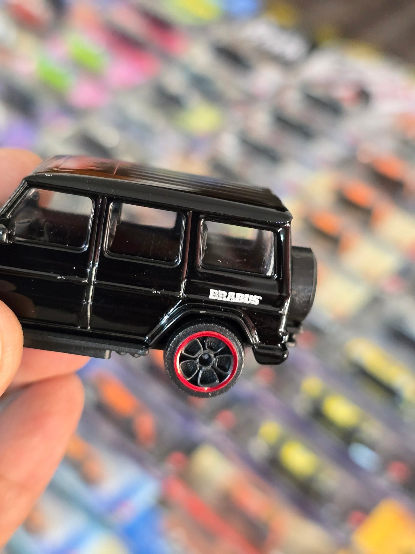 Majorette Mercedes Brabus B63s Black Edition (Uncarded) - Kinder Logs