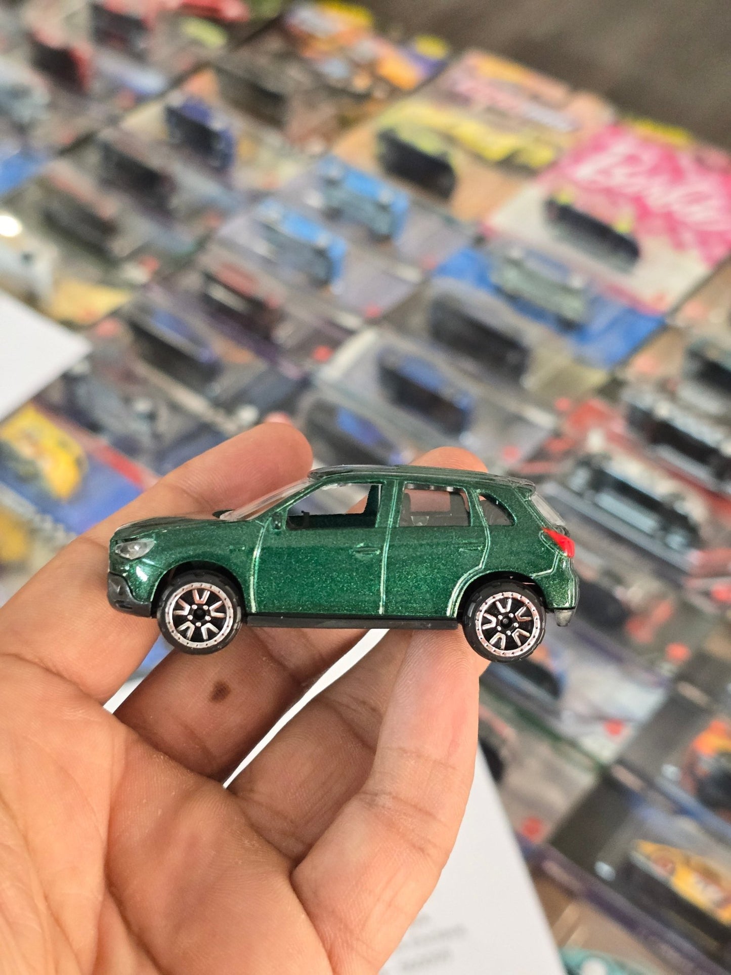 Majorette Mitsubishi ASX - Green (Uncarded) - Kinder Logs