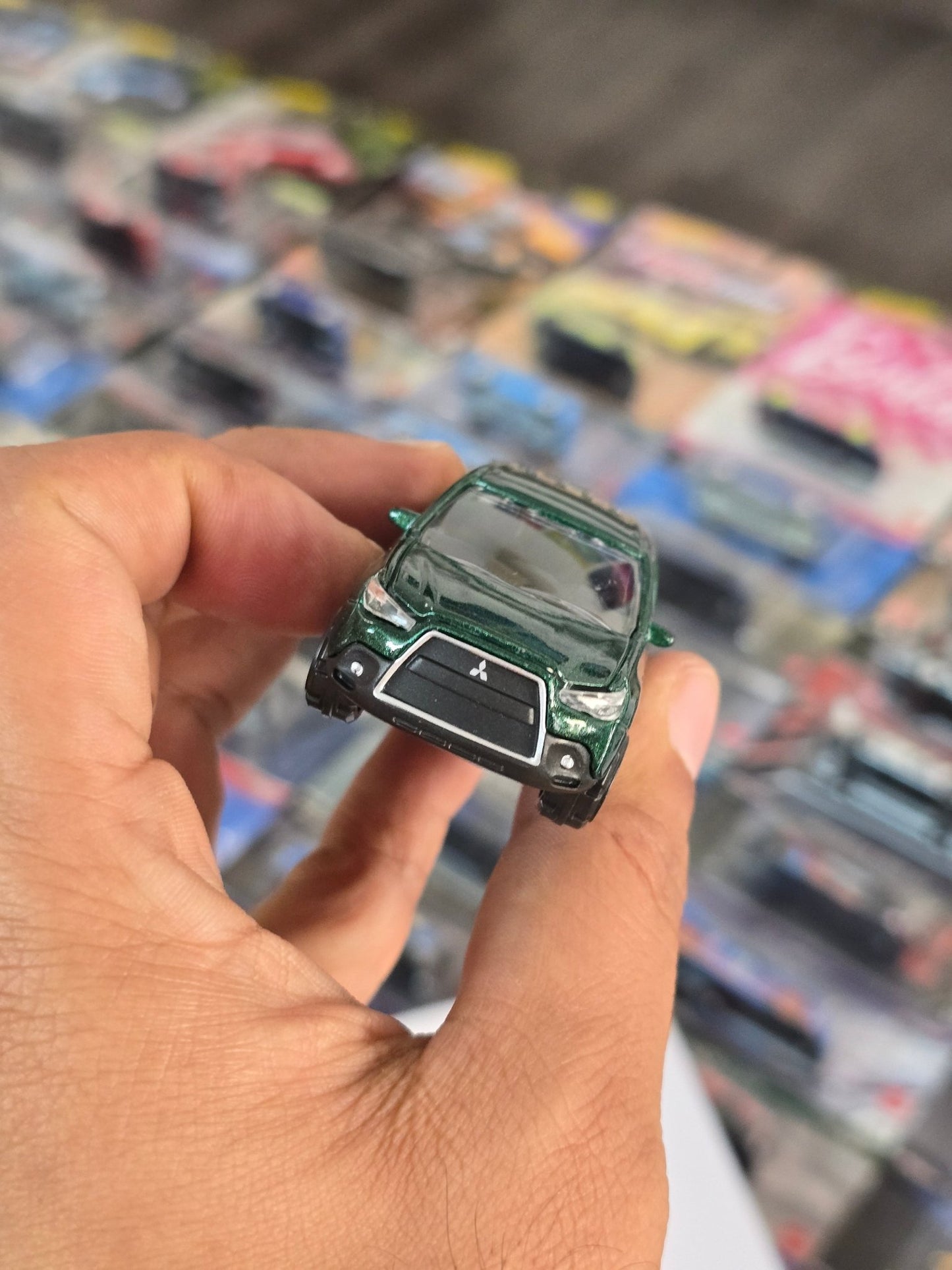 Majorette Mitsubishi ASX - Green (Uncarded) - Kinder Logs