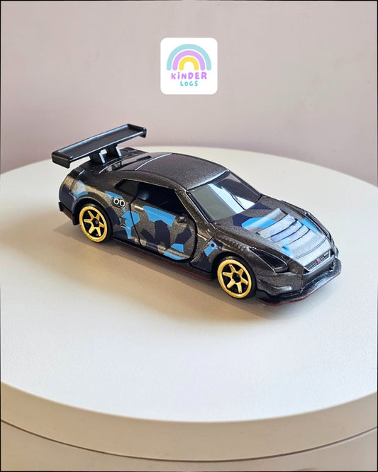 Majorette Nissan GT - R - Matte Grey With Gold Wheels (Uncarded) - Kinder Logs