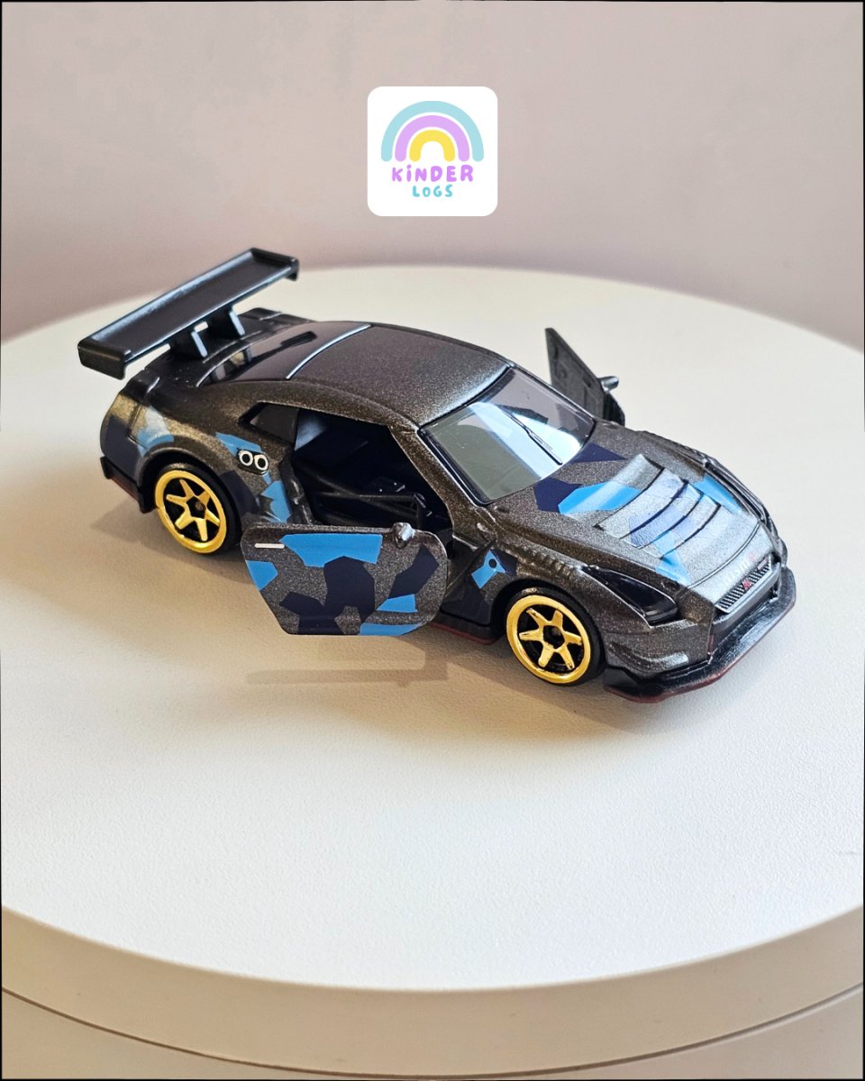 Majorette Nissan GT - R - Matte Grey With Gold Wheels (Uncarded) - Kinder Logs