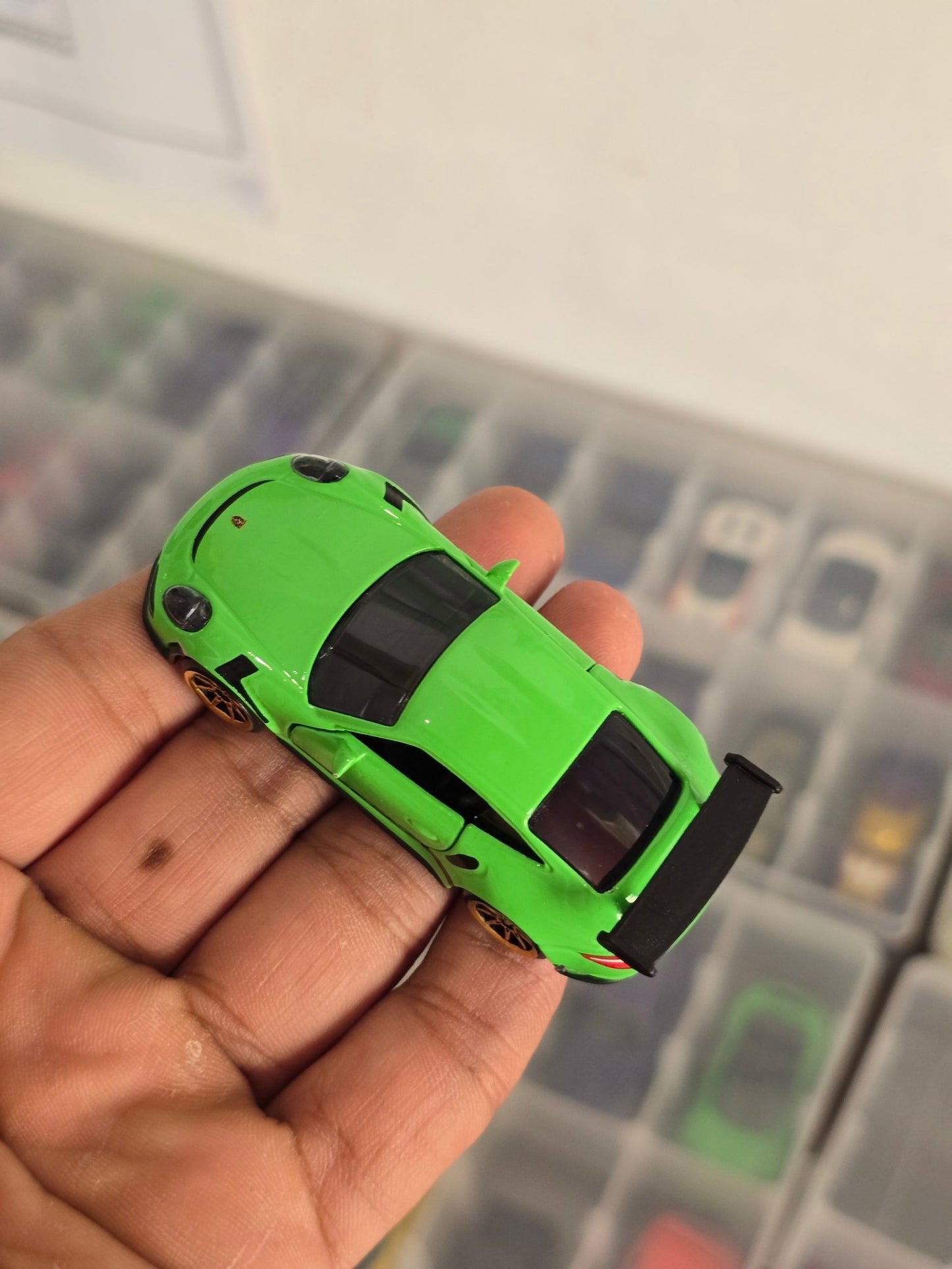 Majorette Porsche 911 GT3 RS - Green Color (Uncarded) - Kinder Logs
