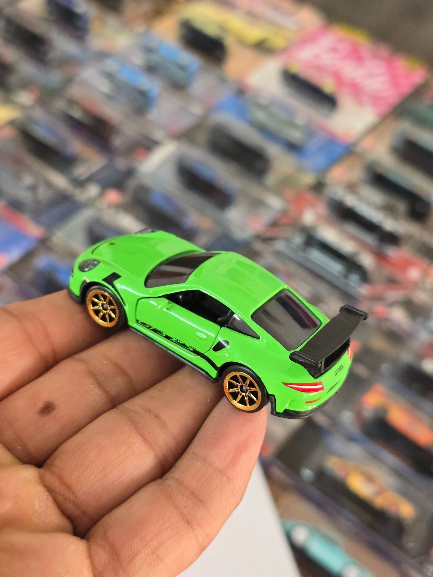 Majorette Porsche 911 GT3 RS - Green Color (Uncarded) - Kinder Logs