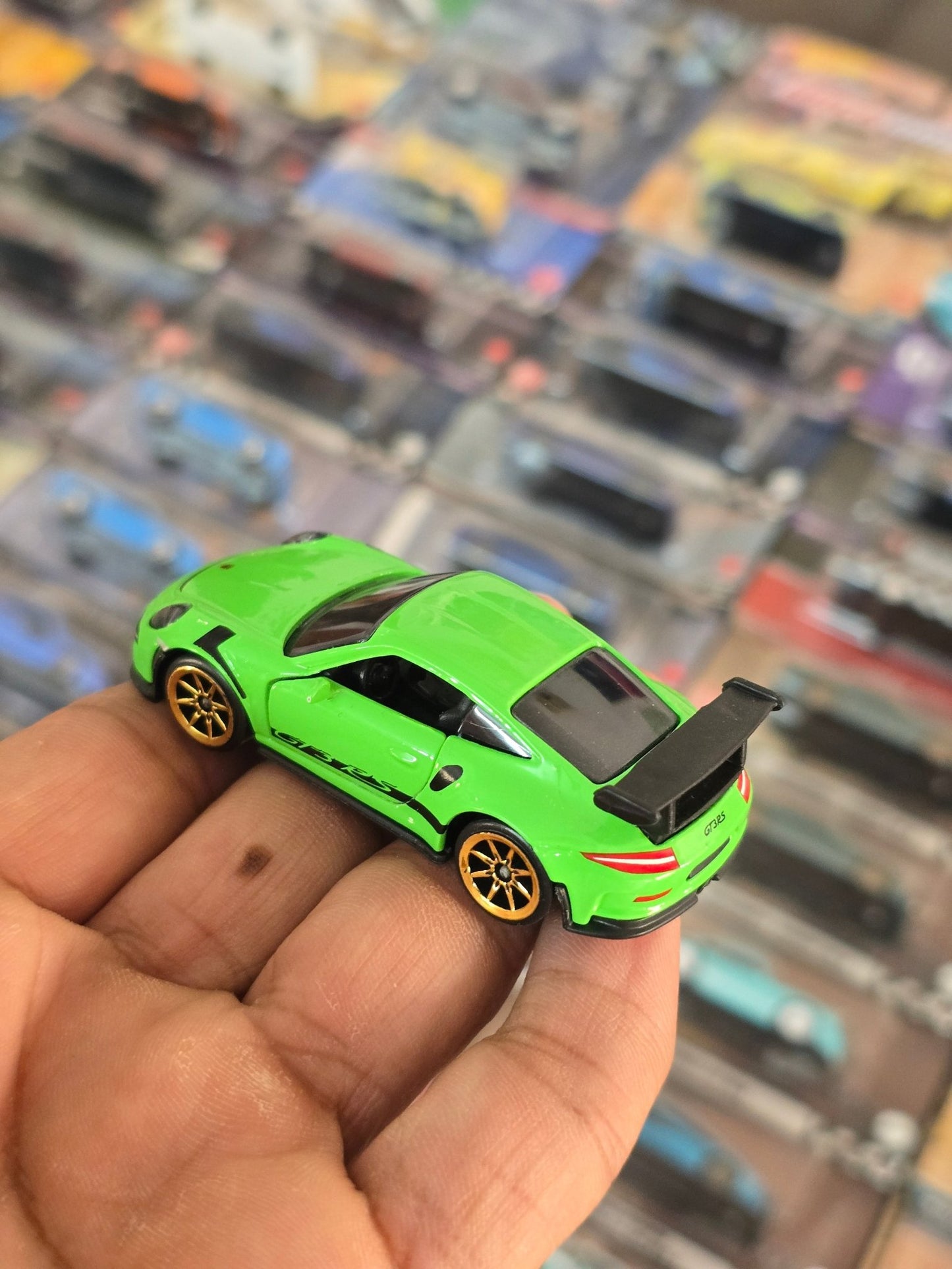 Majorette Porsche 911 GT3 RS - Green Color (Uncarded) - Kinder Logs