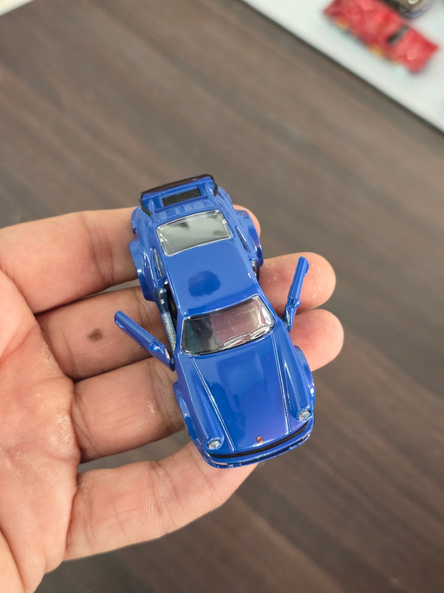 Majorette Porsche 934 - Blue (Uncarded) - Kinder Logs