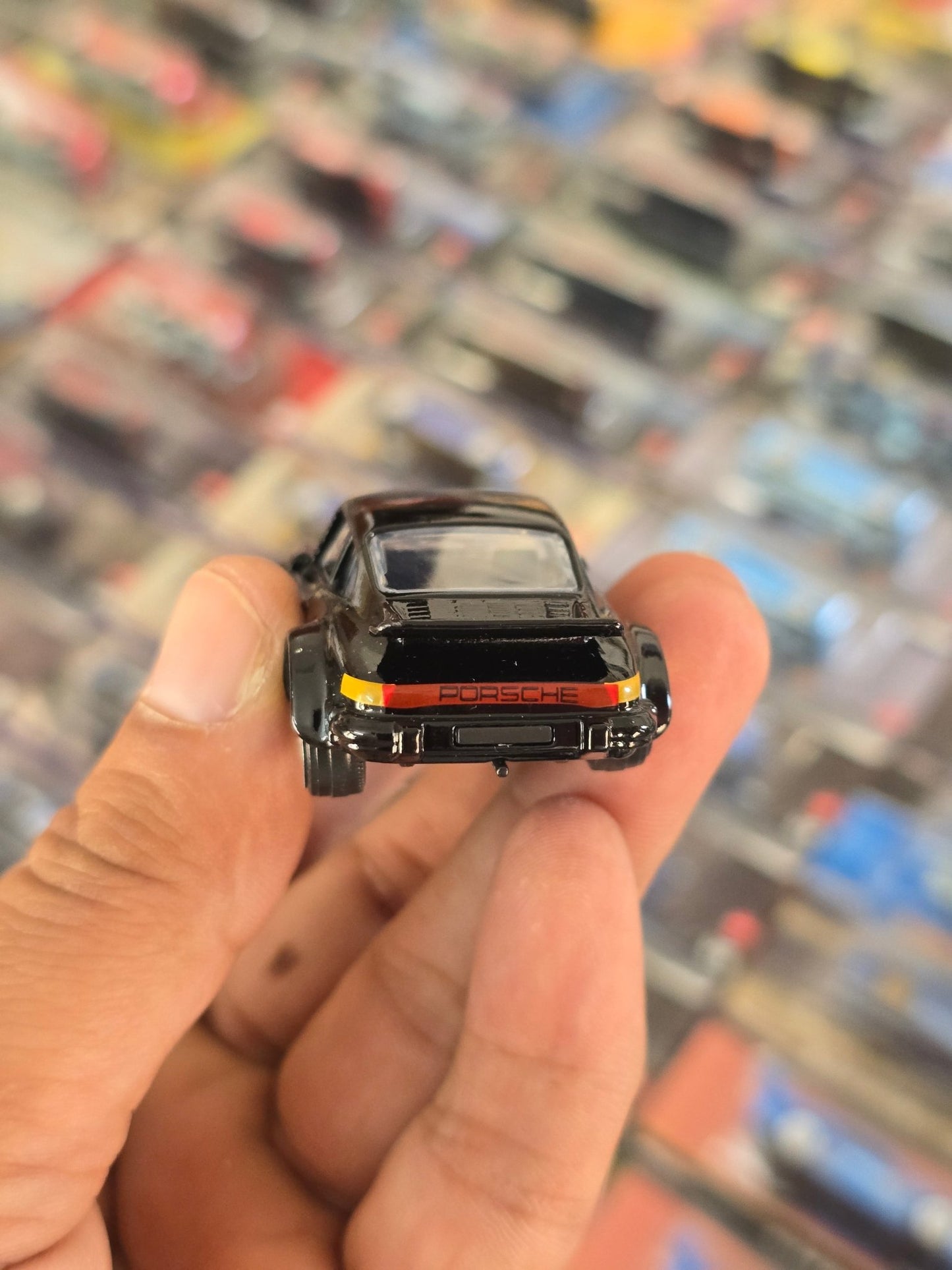 Majorette Porsche 934 Gloss Black Edition (Uncarded) - Kinder Logs
