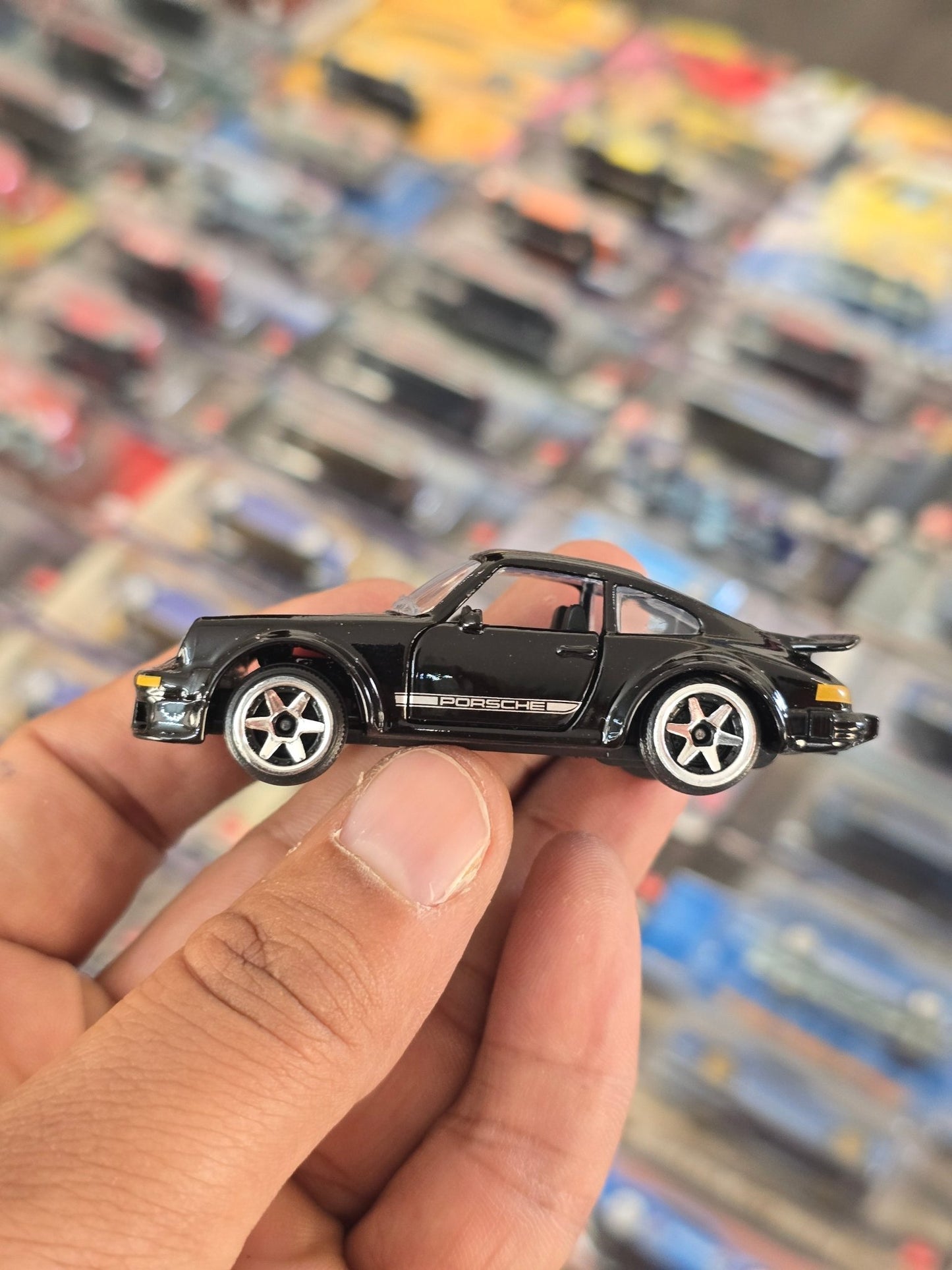 Majorette Porsche 934 Gloss Black Edition (Uncarded) - Kinder Logs