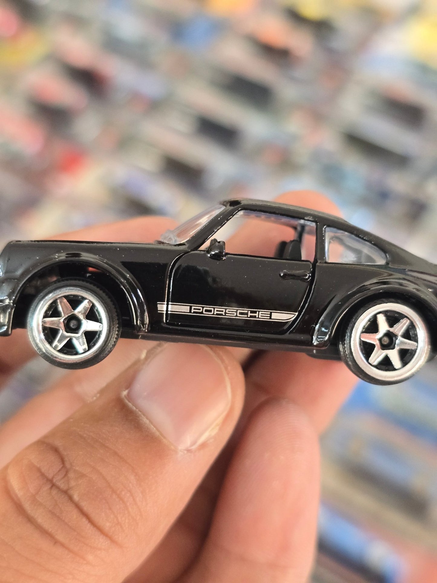 Majorette Porsche 934 Gloss Black Edition (Uncarded) - Kinder Logs