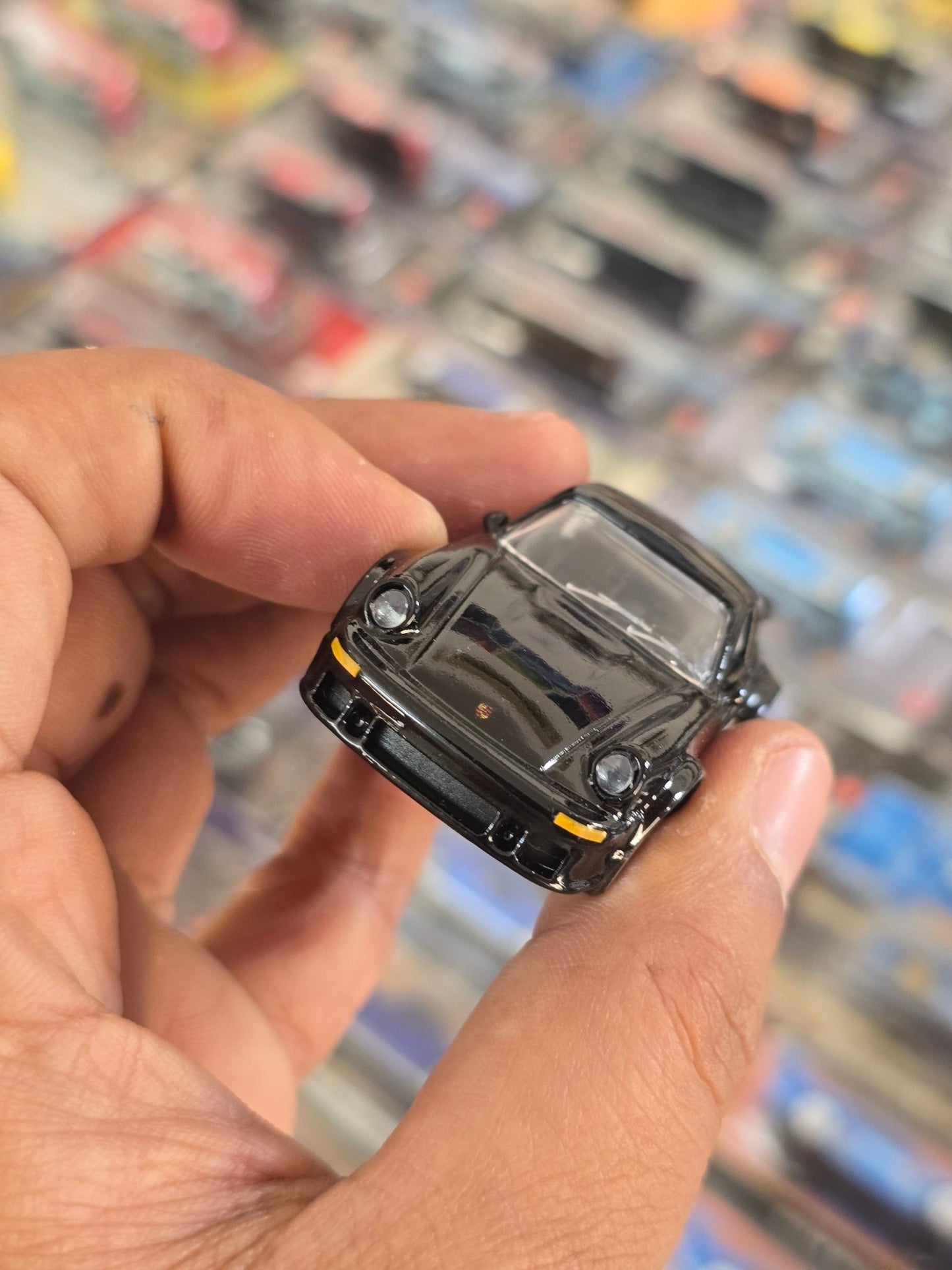 Majorette Porsche 934 Gloss Black Edition (Uncarded) - Kinder Logs