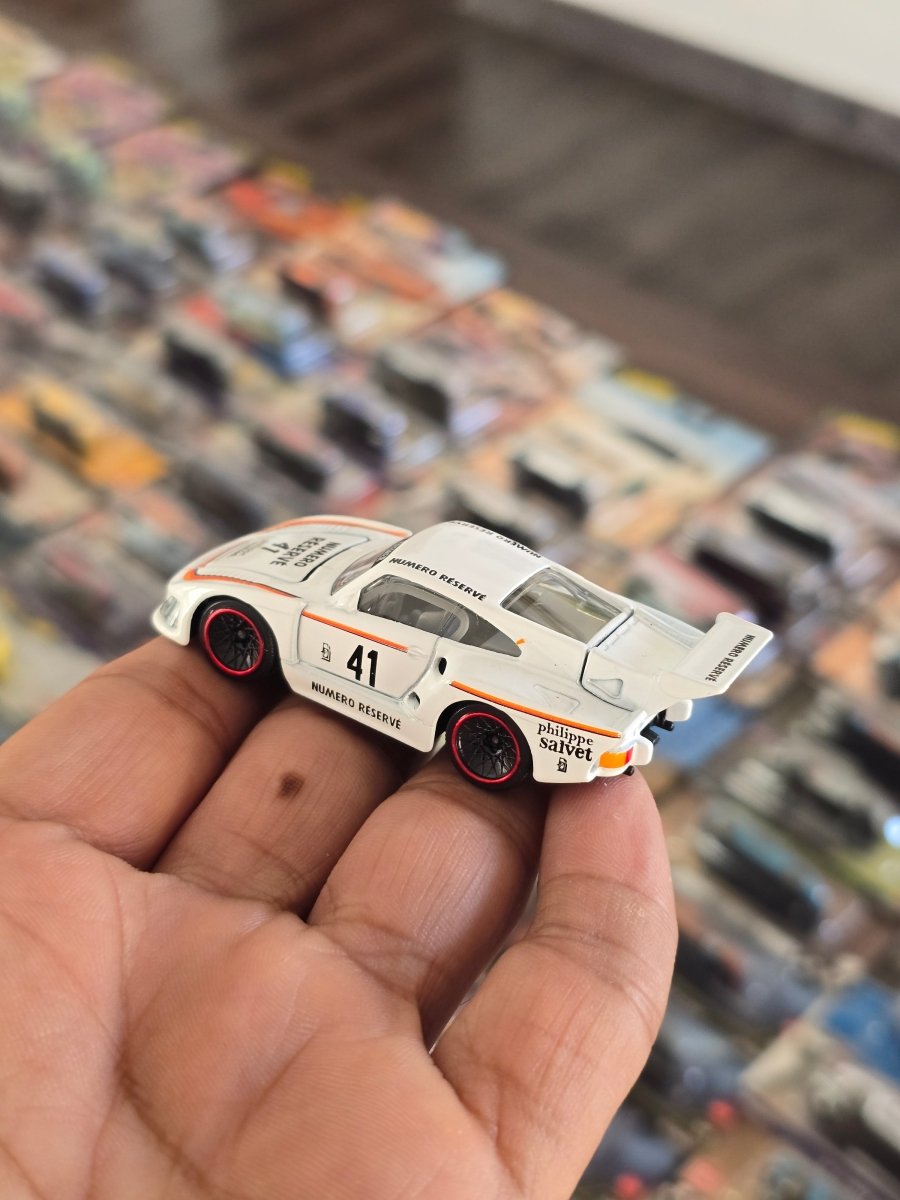 Majorette Porsche 935 K3 (Uncarded) - Kinder Logs