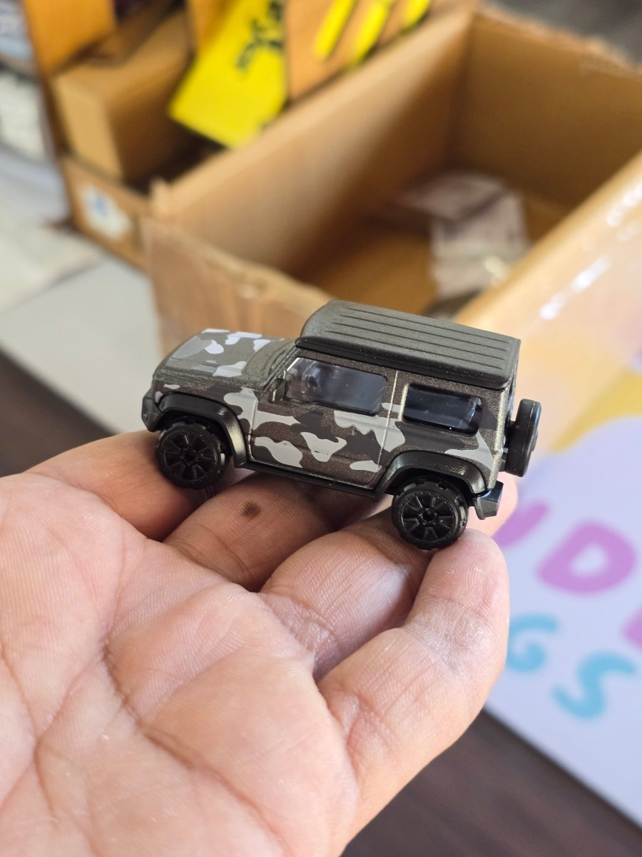 Majorette Suzuki Jimny Camouflaged Edition (Uncarded) - Kinder Logs