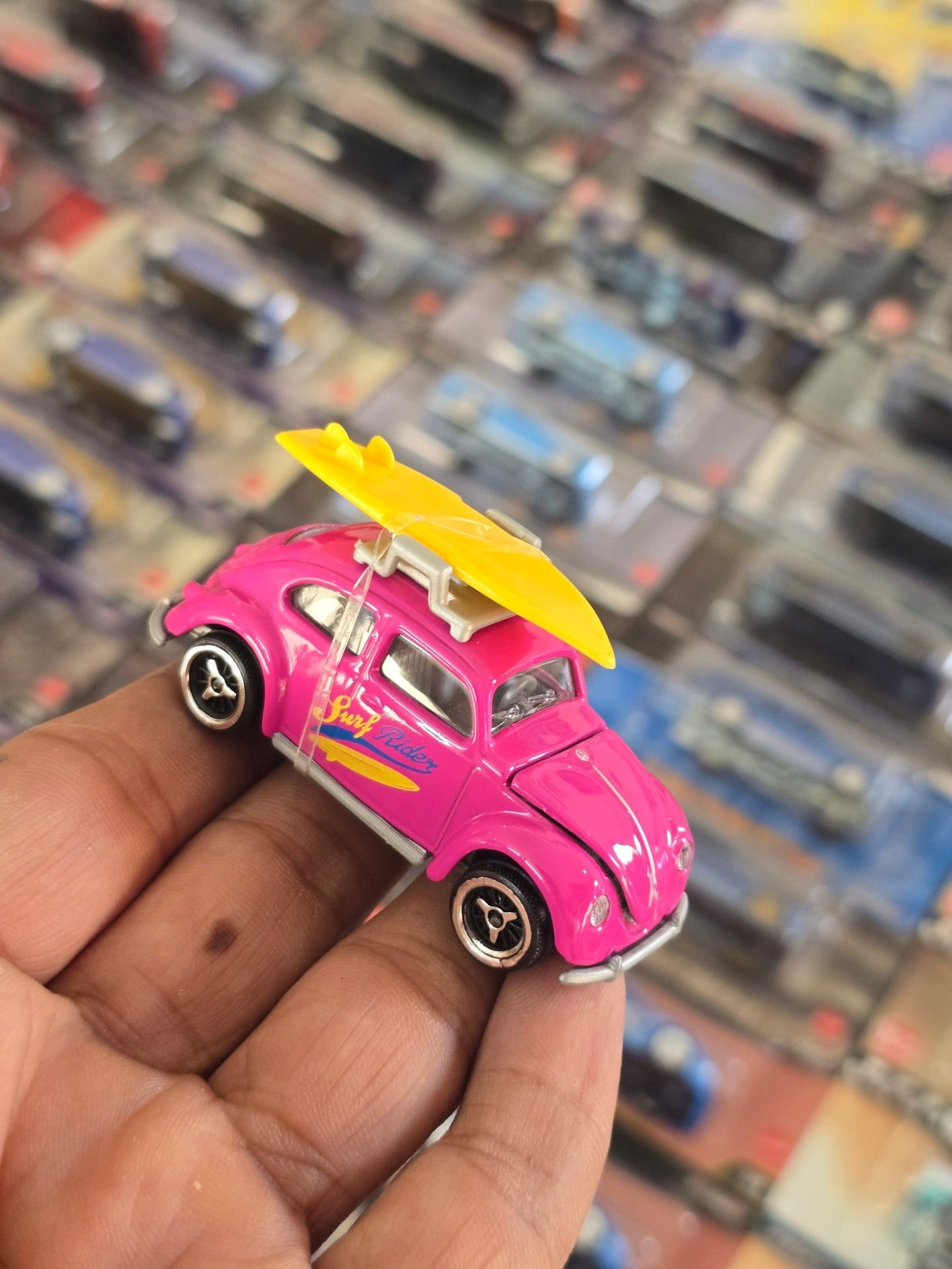 Majorette Volkswagen Beetle - Pink Surf Rider (Uncarded) - Kinder Logs