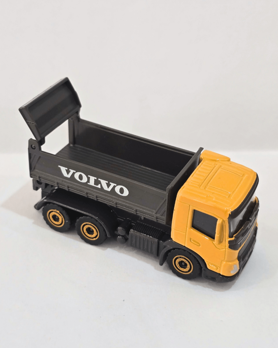 Majorette Volvo Truck - FMX Dumper (Uncarded) - Kinder Logs