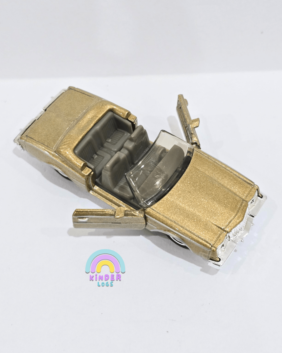Matchbox 1983 Buick Riviera - Moving Parts (Uncarded) - Kinder Logs