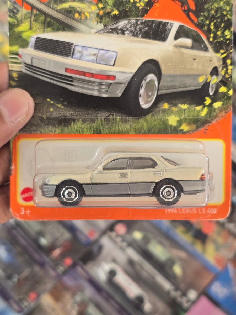 Matchbox 1994 Lexus LS400 - Beige (Cracked Blister) - Imported - Kinder Logs