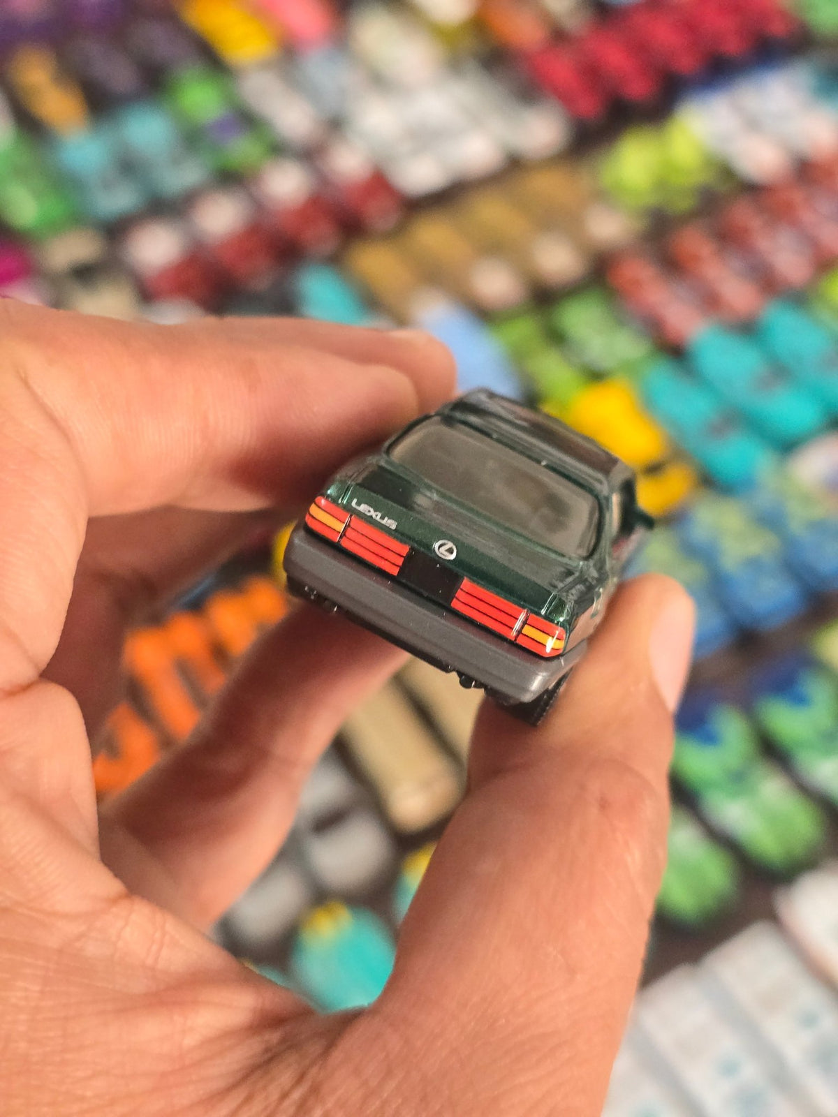 Matchbox 1994 Lexus LS400 - Dark Green (Uncarded - New) - Kinder Logs