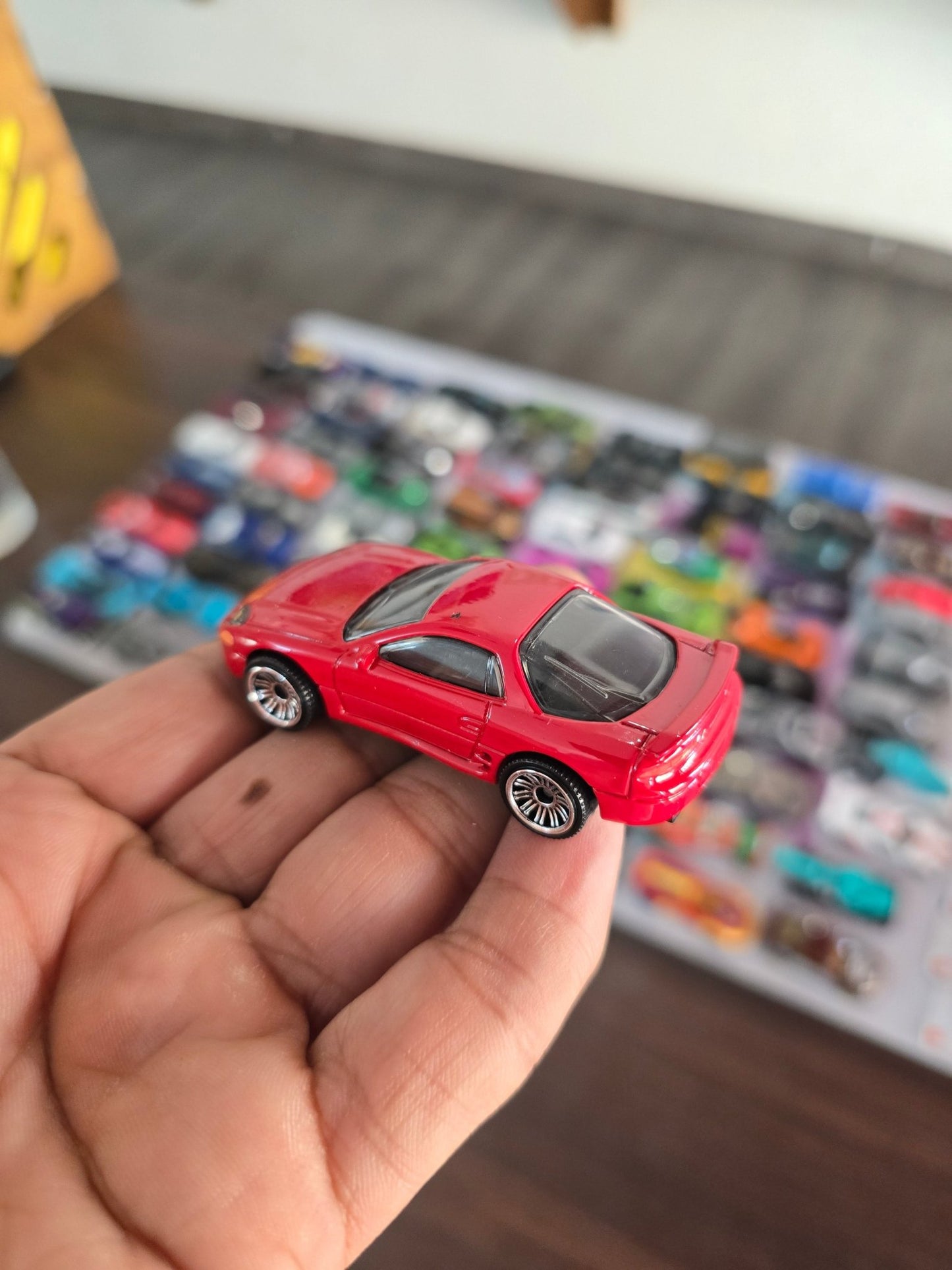 Matchbox 1994 Mitsubishi 3000GT (Uncarded) - Kinder Logs