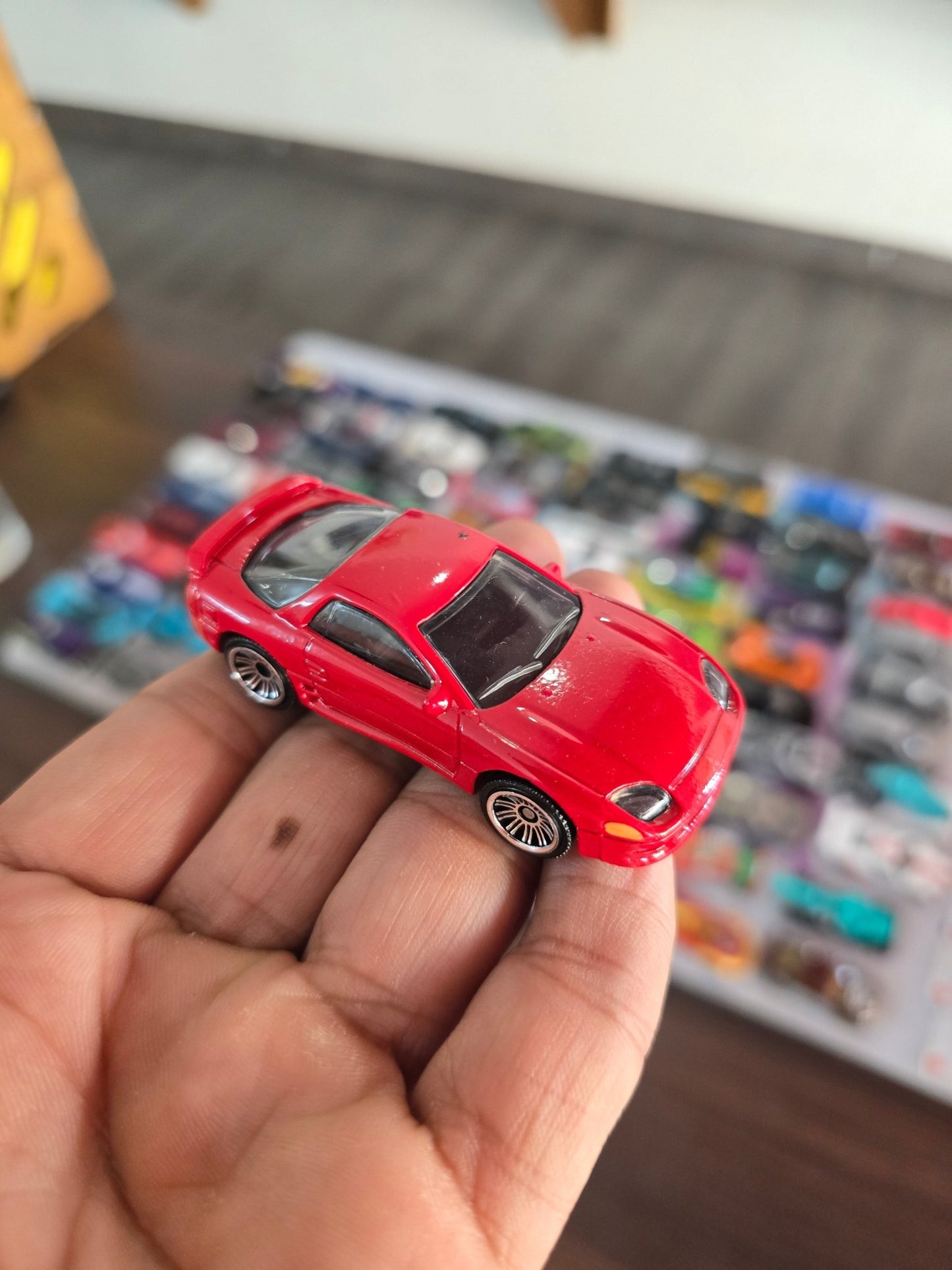 Matchbox 1994 Mitsubishi 3000GT (Uncarded) - Kinder Logs
