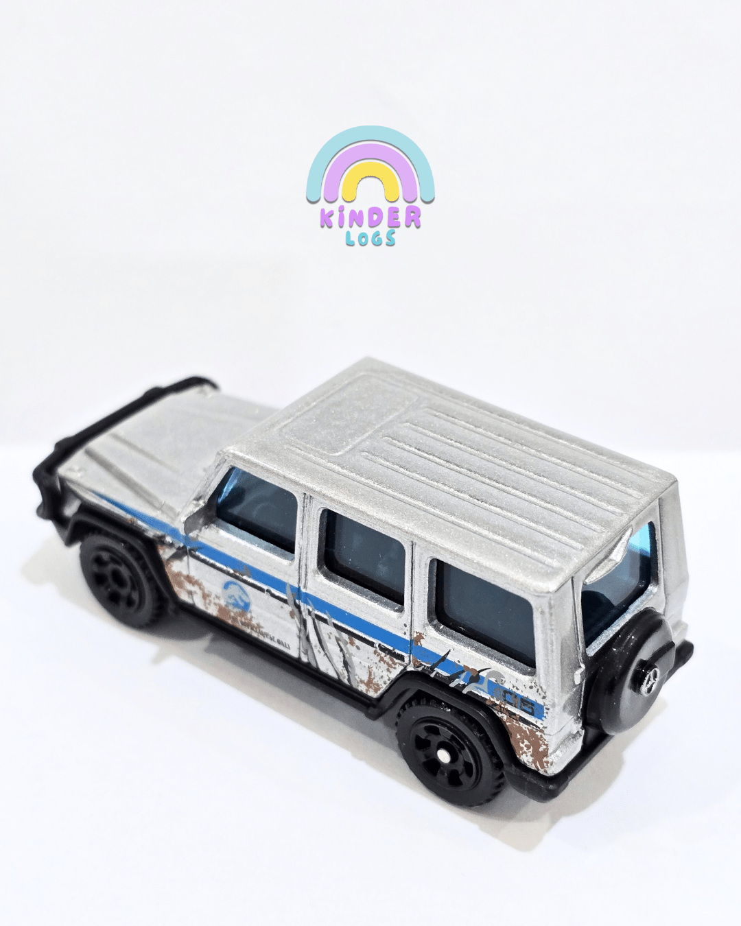 Matchbox 2014 Mercedes - Benz G550 - Jurassic Park (Uncarded) - Kinder Logs