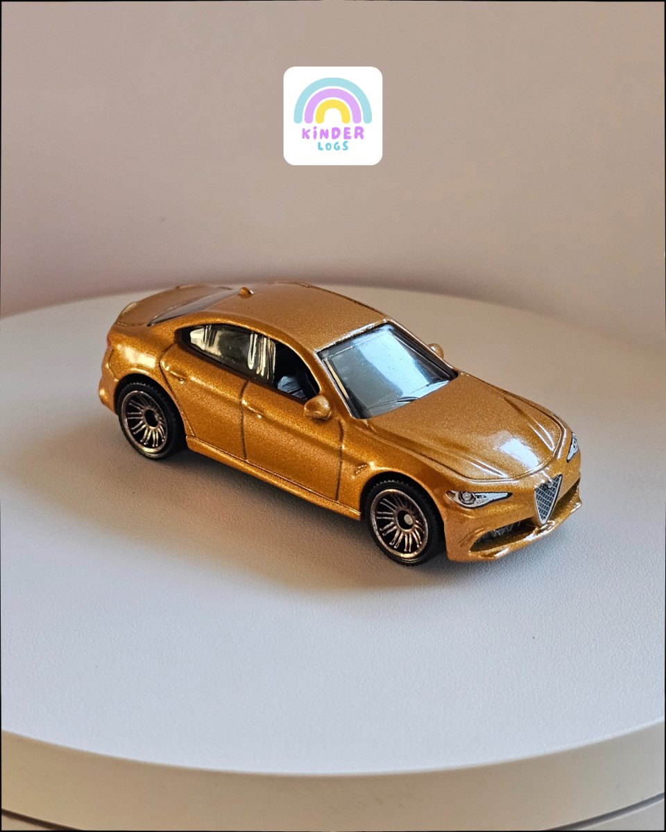 Matchbox 2016 Alfa Romeo Giulia (Uncarded) - Kinder Logs