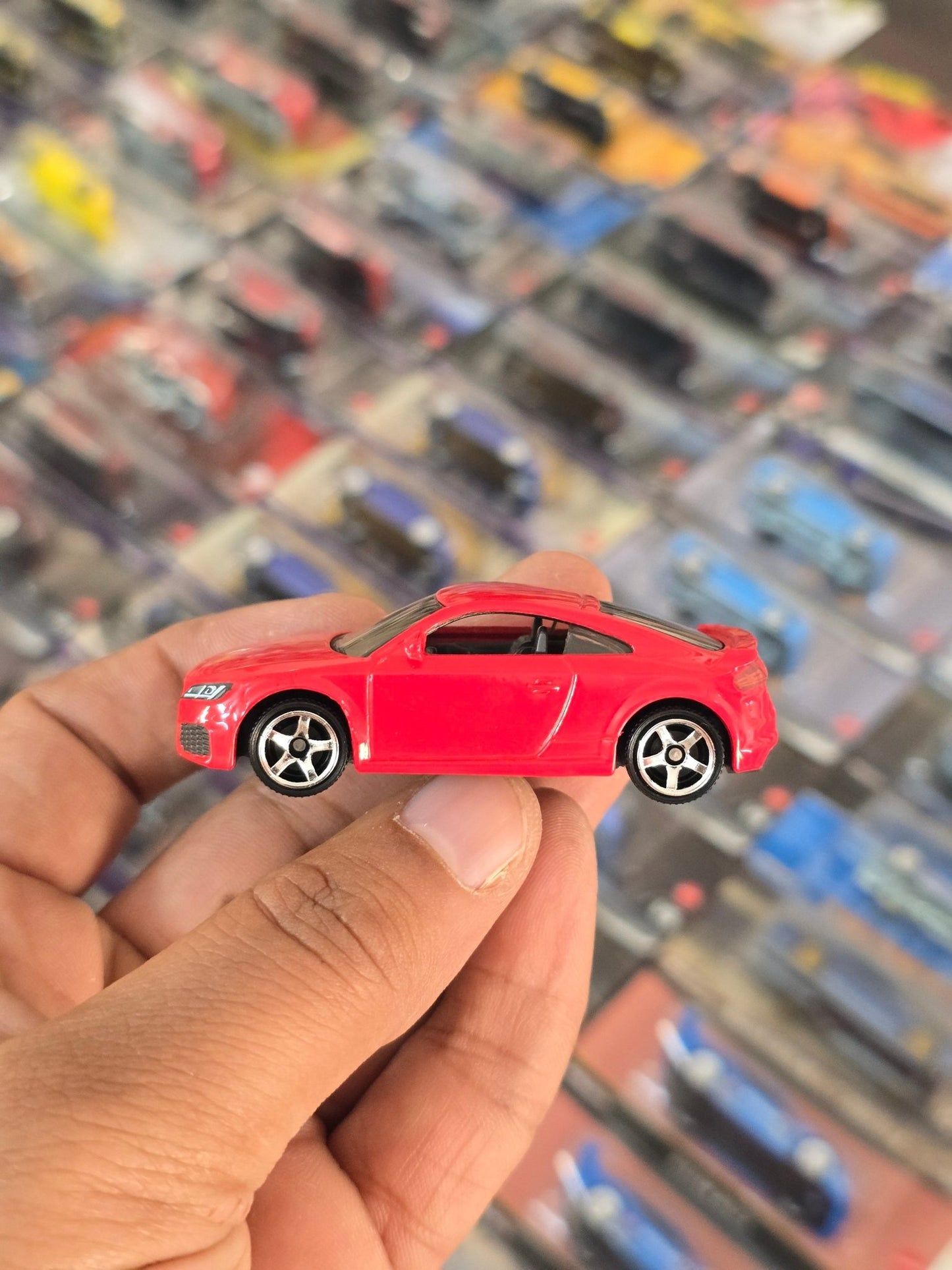 Matchbox 2019 Audi TT RS Coupe (Red - Uncarded) - Kinder Logs