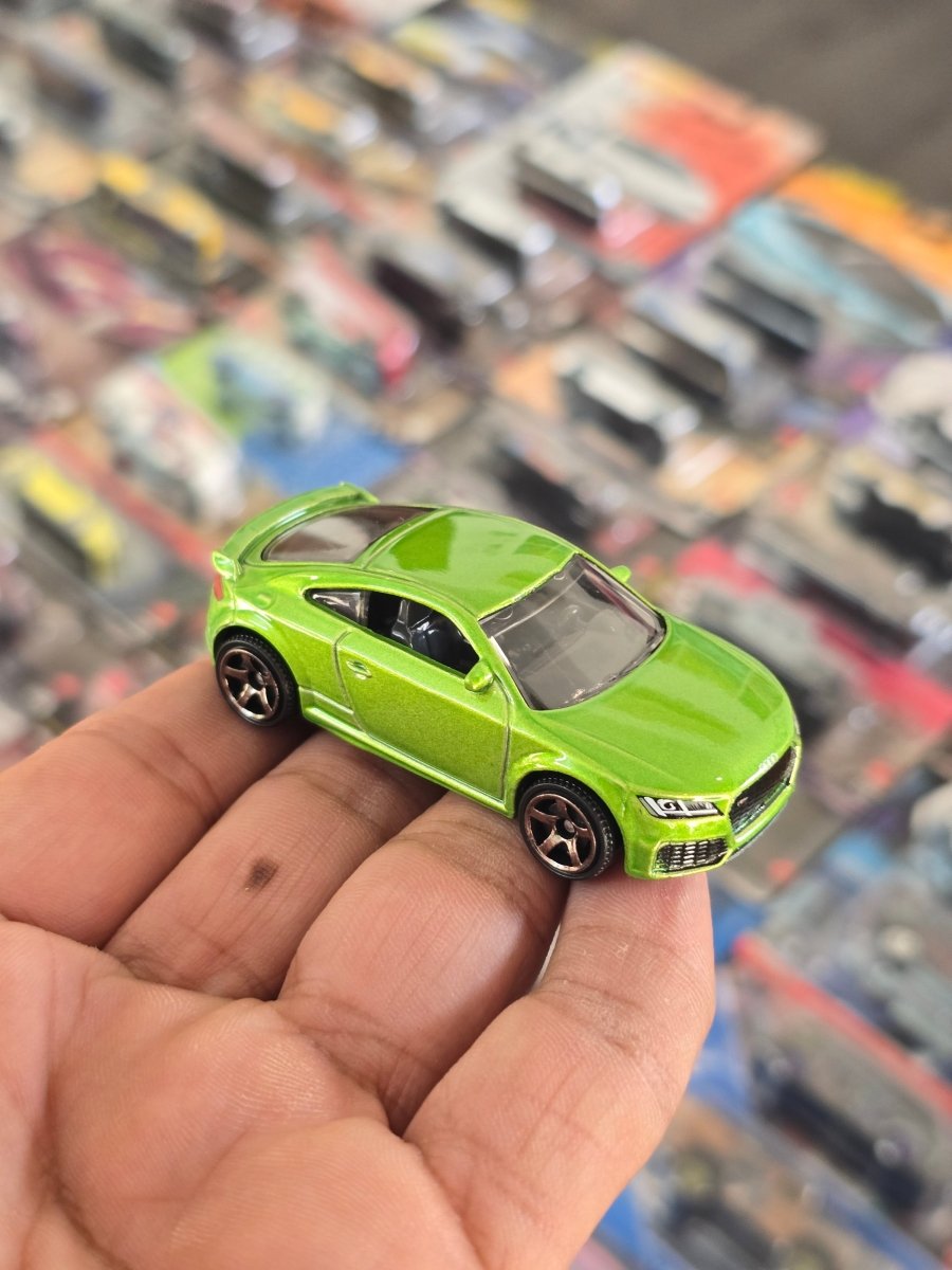 Matchbox 2019 Audi TT RS Coupe (Uncarded) - Kinder Logs