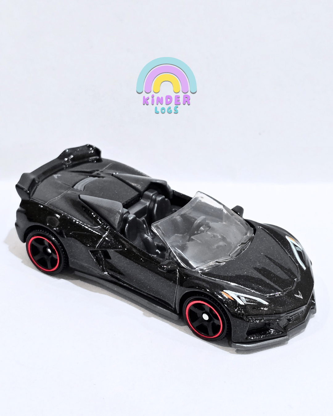 Matchbox 2023 Chevy Corvette Z06 Convertible - Black (Uncarded - New) - Kinder Logs