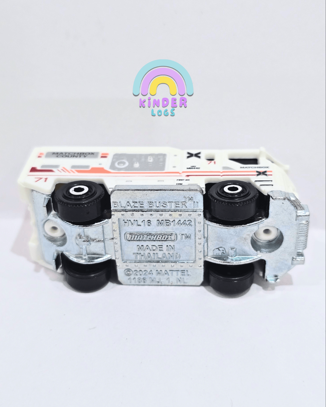 Matchbox Blaze Buster Fire Truck - White (Uncarded) - Kinder Logs