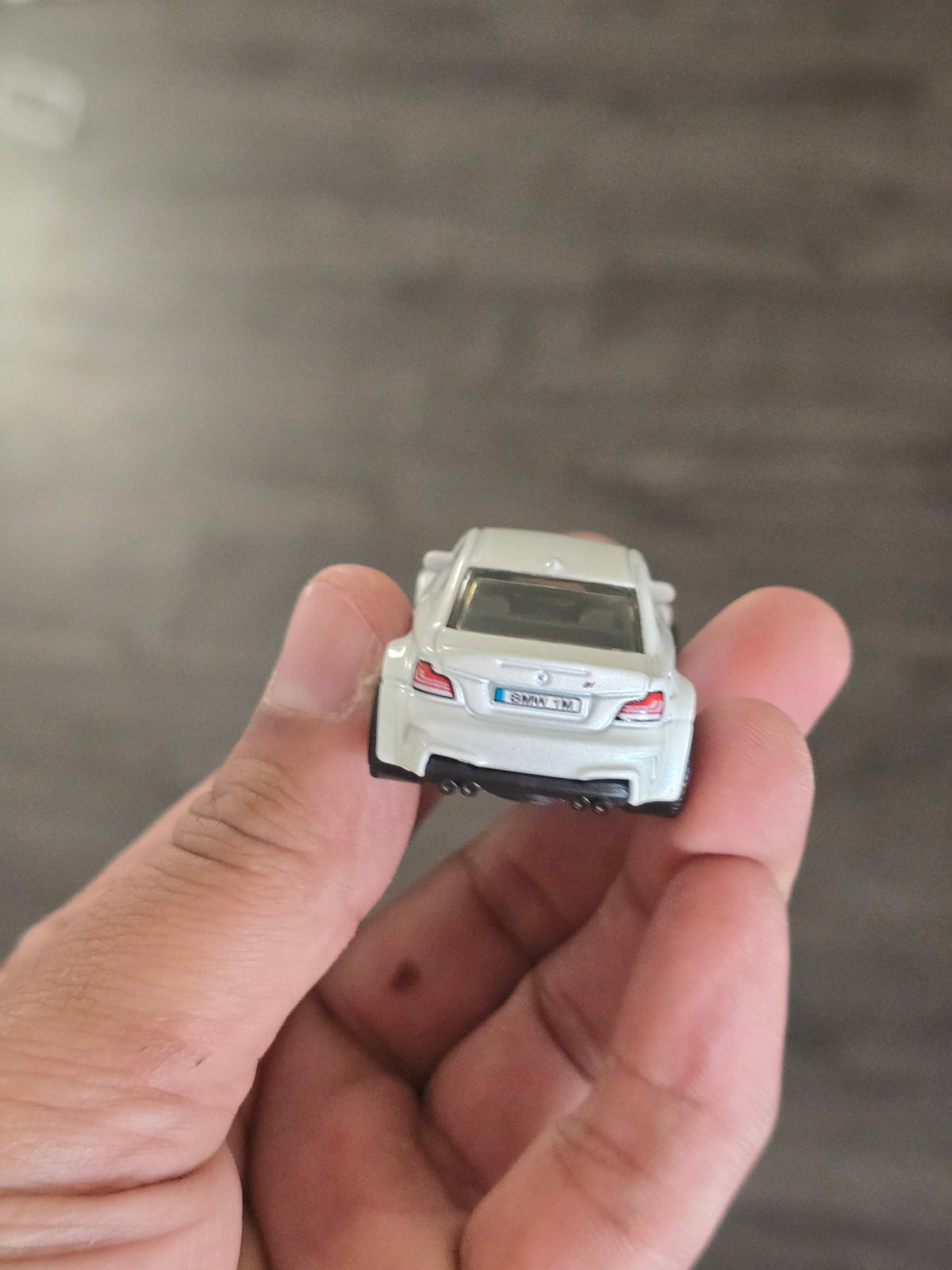Matchbox BMW 1M - White (Uncarded - New) - Kinder Logs