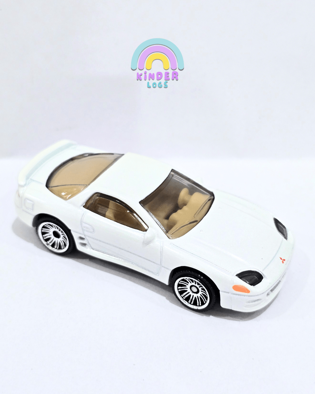 Matchbox Mitsubishi 3000GT - White (Uncarded) - Kinder Logs