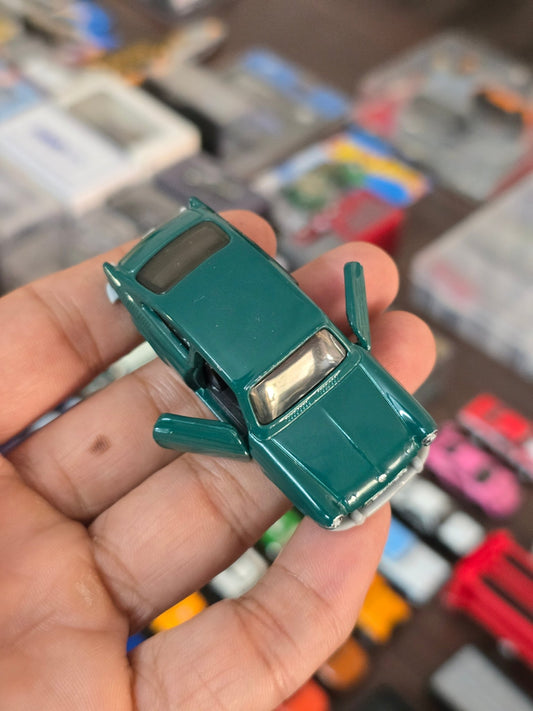 Matchbox Moving Parts 1965 Volkswagen Type 3 Fastback - Green (Uncarded - New) - Kinder Logs
