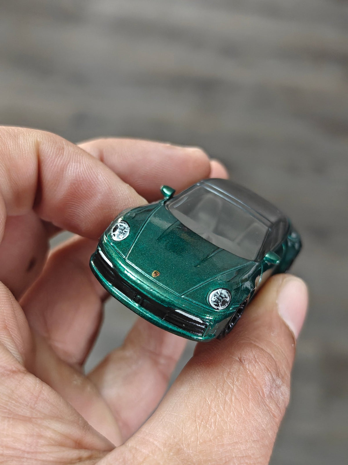 Matchbox Porsche 911 Targa - Green (Uncarded - New) - Kinder Logs