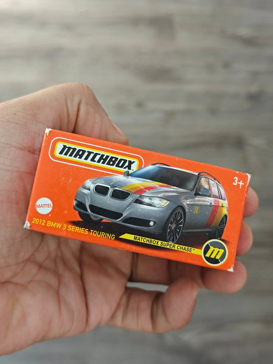 Matchbox Super CHASE 2012 BMW 3 Series Touring (Imported) - Kinder Logs