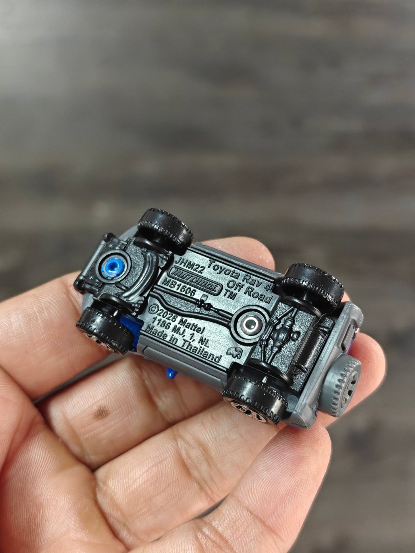 Matchbox Toyota RAV4 Off - Road - Blue (Uncarded - New) - Kinder Logs