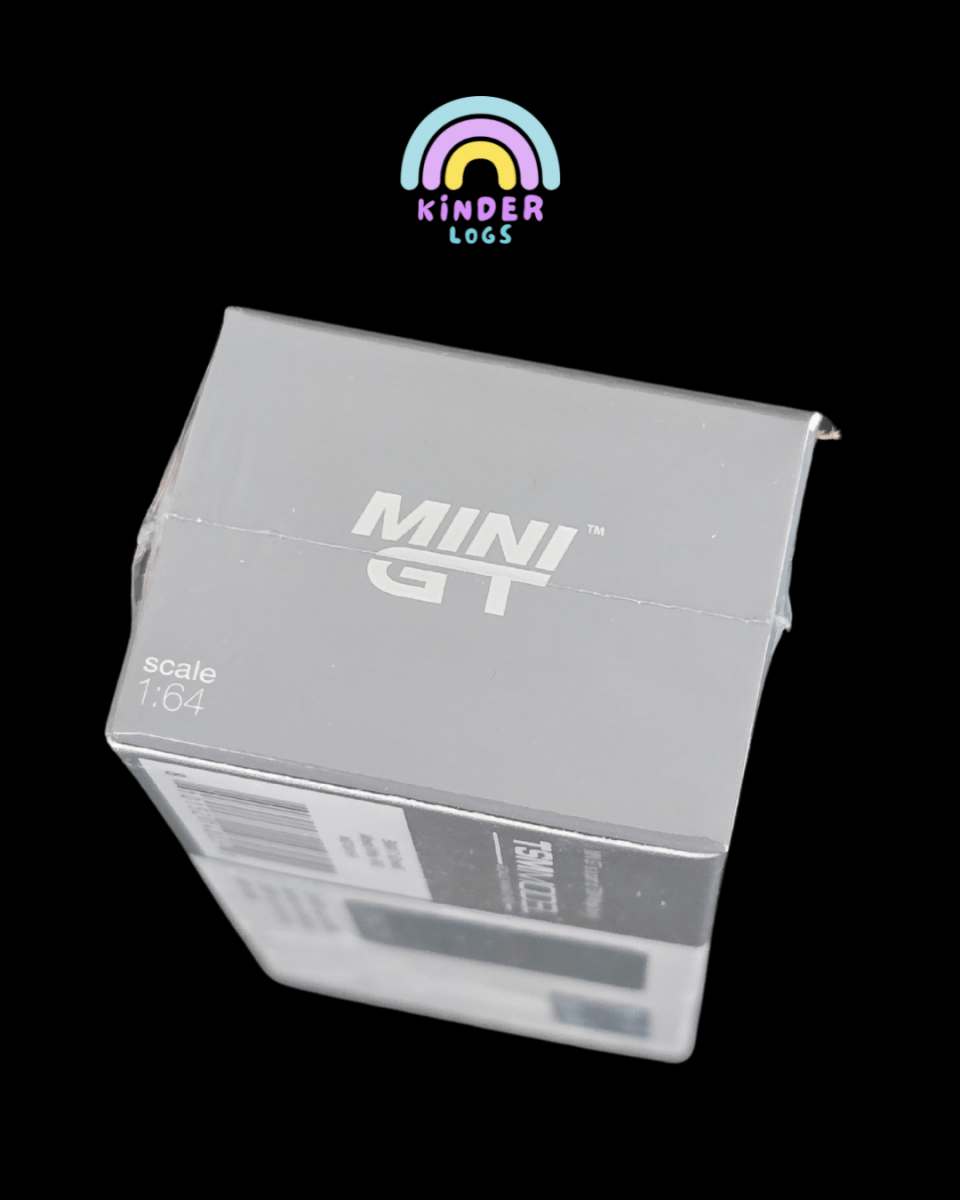 Mini GT BMW i7 xDrive60 - Mineral White (Sealed Box) - Kinder Logs
