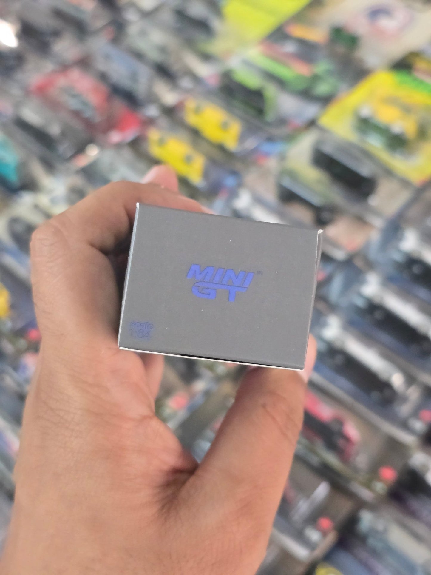 Mini GT BMW M4 Competition - Portimao Blue (Open Box) - Kinder Logs