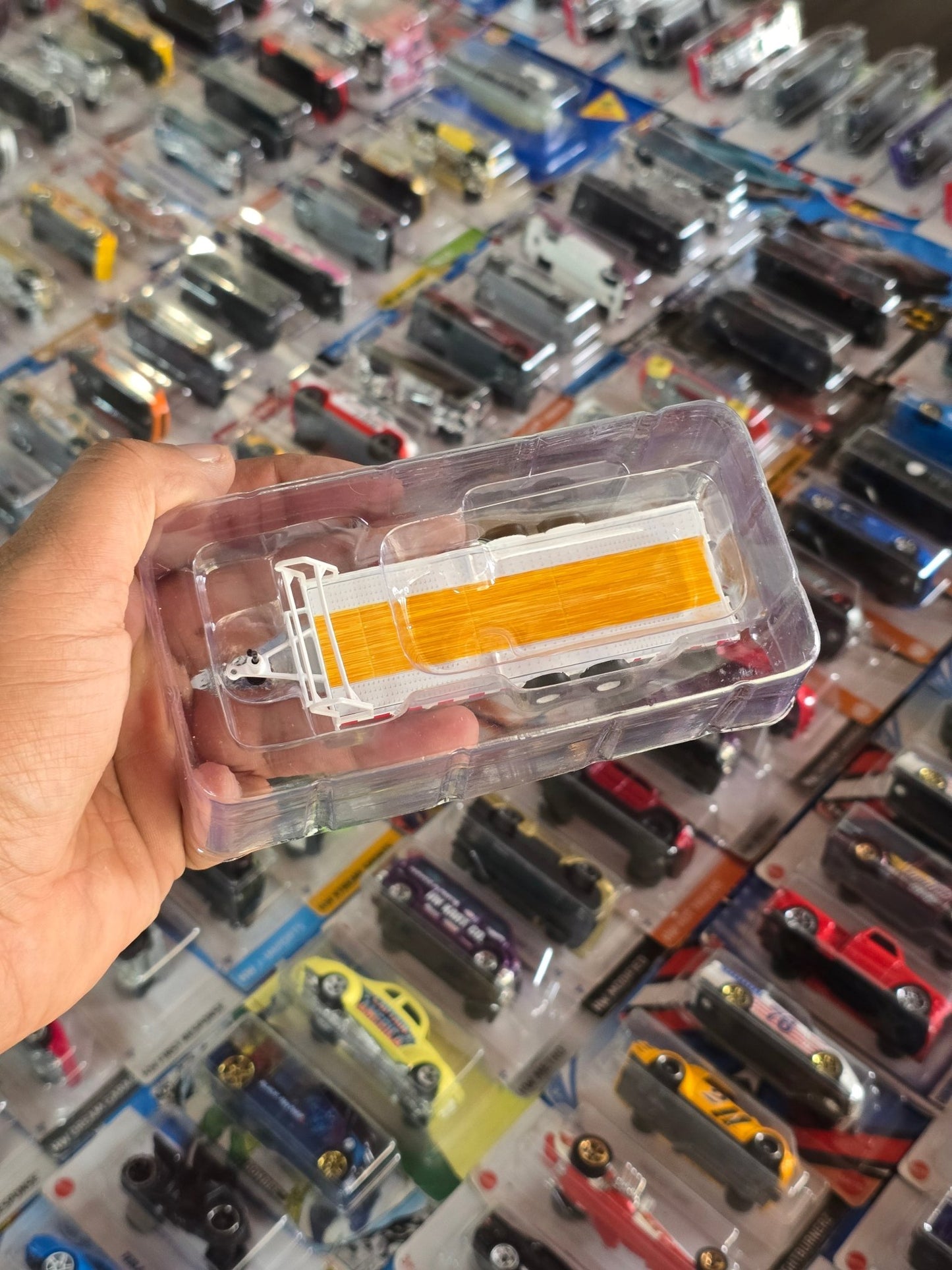 Mini GT Car Hauler Trailer Type C - White (Open Box) - Kinder Logs