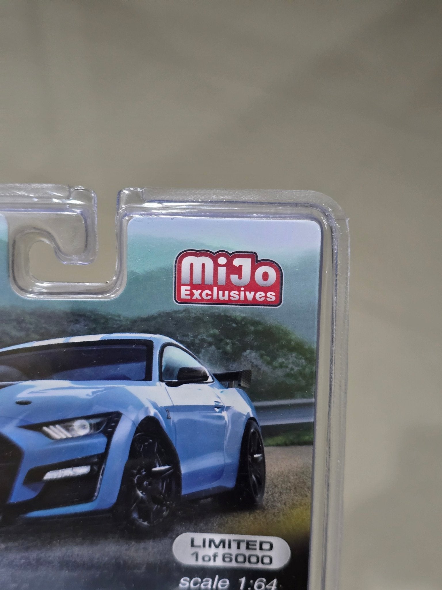 Mini GT Ford Mustang Shelby GT500 - Heritage Edition - Mijo Exclusives - Kinder Logs