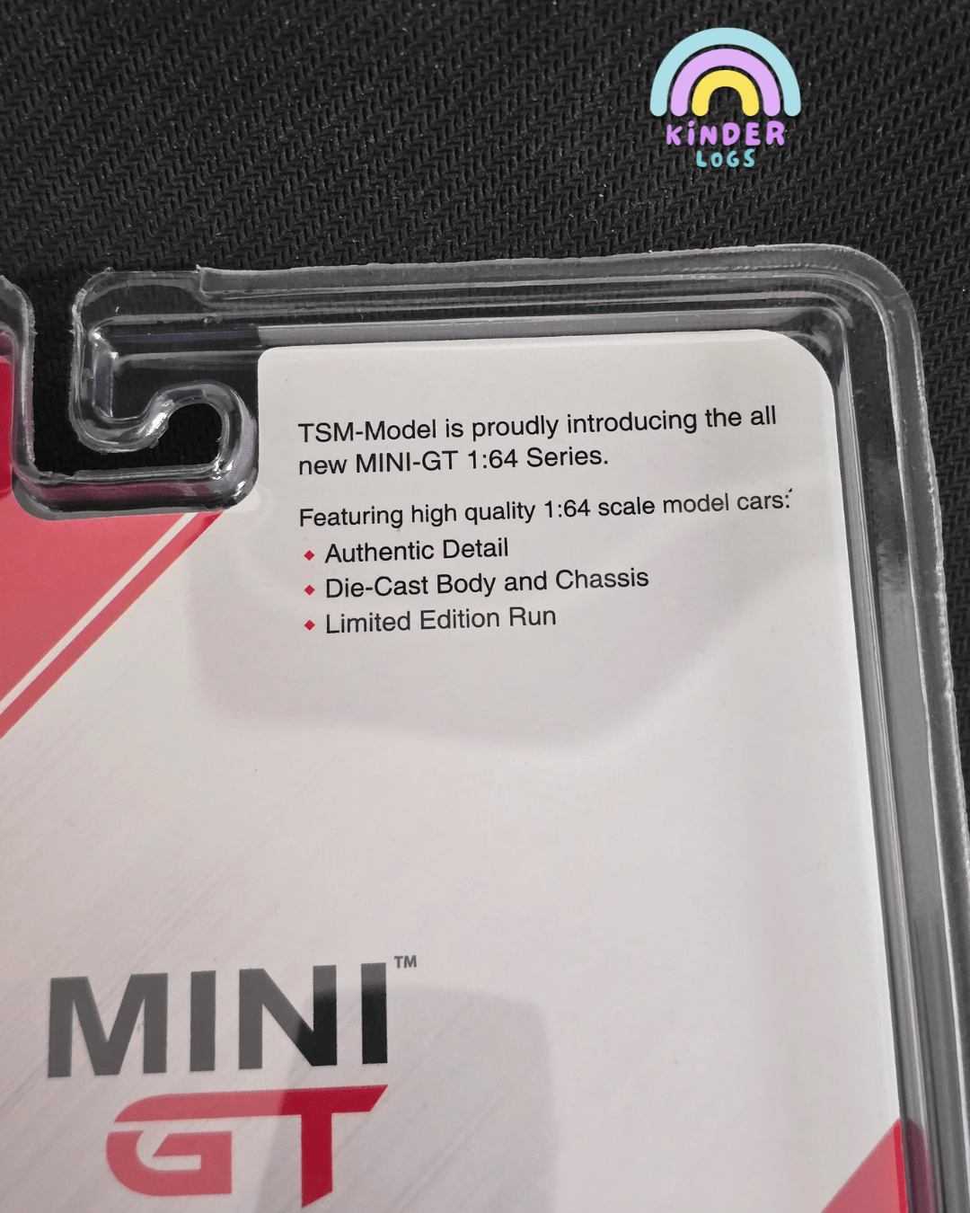 Mini GT Honda Civic Type R - Championship White (1st Mini GT Model) - Kinder Logs