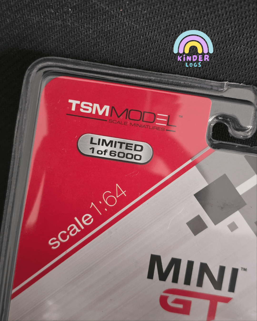 Mini GT Honda Civic Type R - Championship White (1st Mini GT Model) - Kinder Logs
