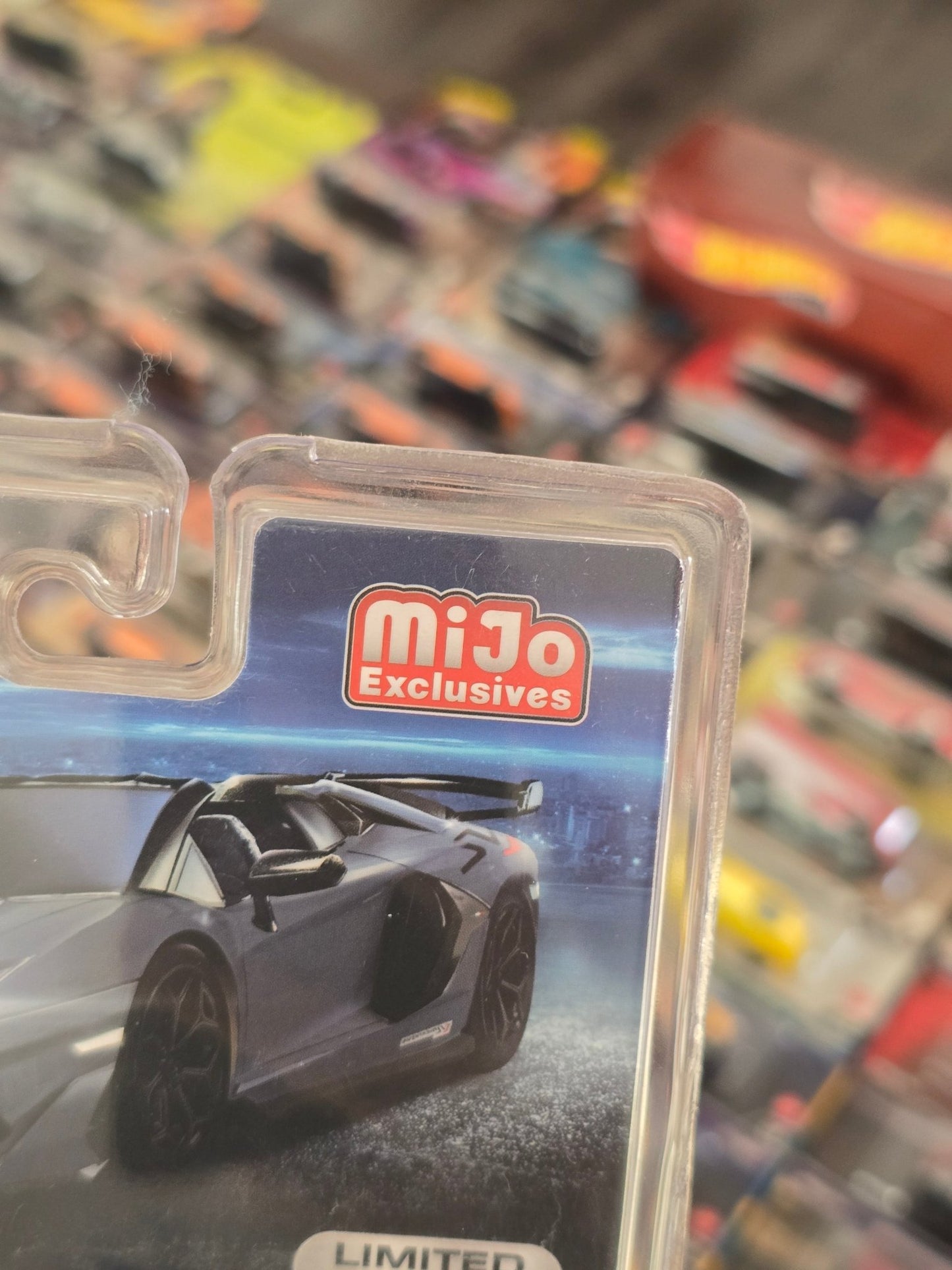 Mini GT Lamborghini Aventador SVJ Roadster - Grigio Telesto - Mijo Exclusives - Kinder Logs