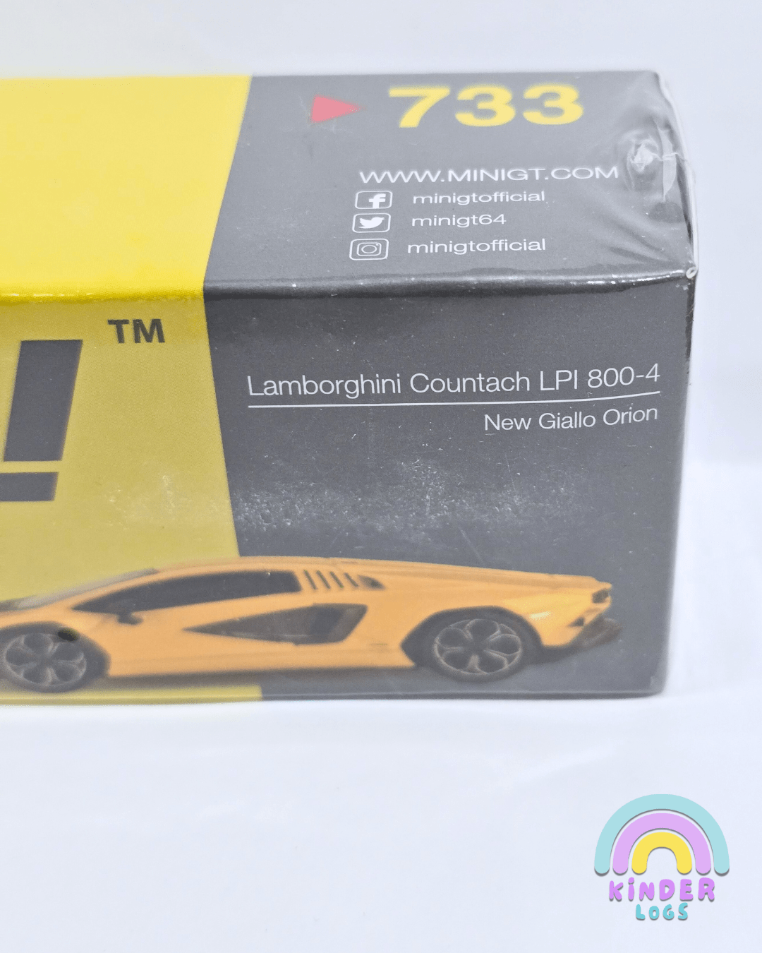 Mini GT Lamborghini Countach LPI 800 - 4 (New Giallo Orion) - Kinder Logs