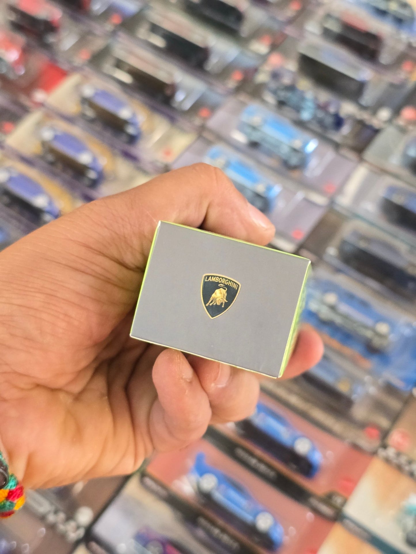 Mini GT Lamborghini Huracan STO - Verde Citrea (Open Box) - Kinder Logs