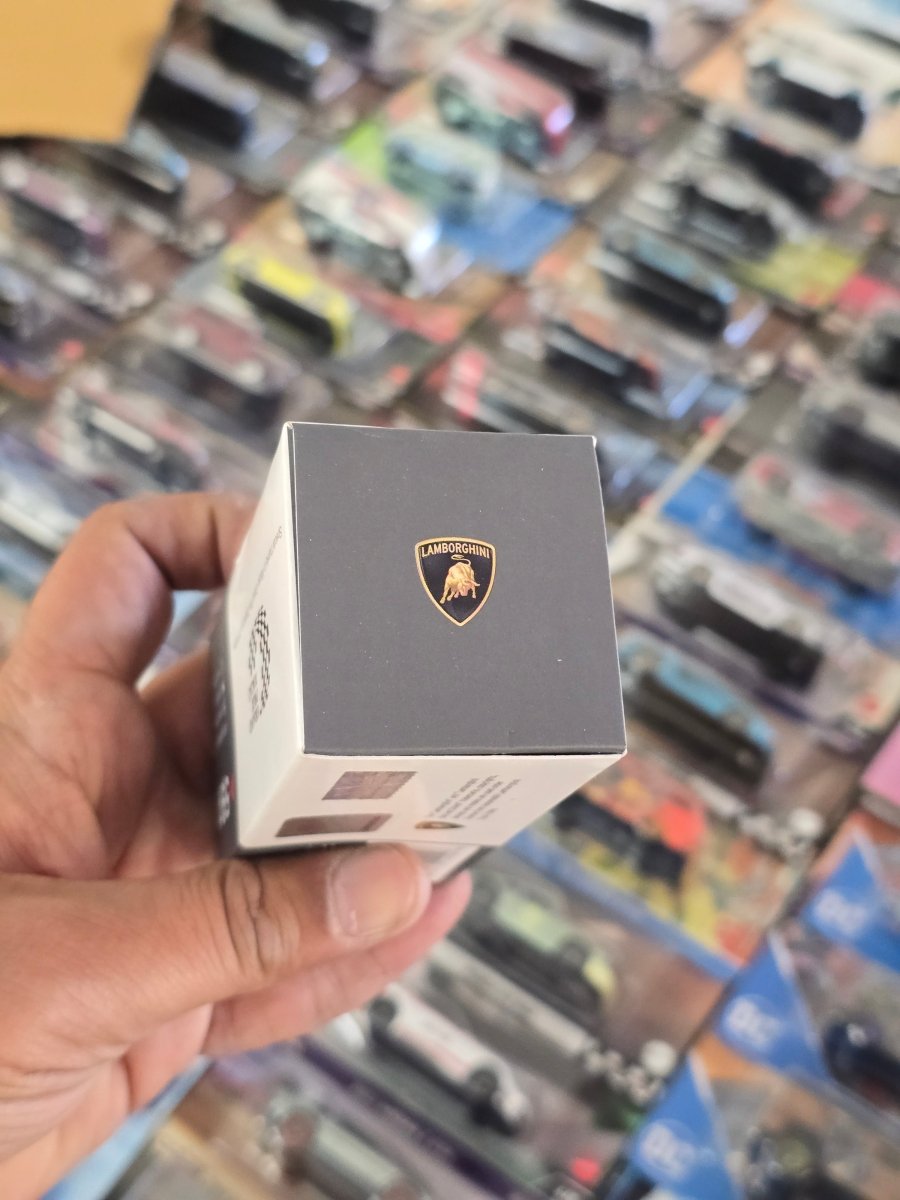 Mini GT Lamborghini Urus 2022 Macau GP Official Safety Car (Open Box) - Kinder Logs