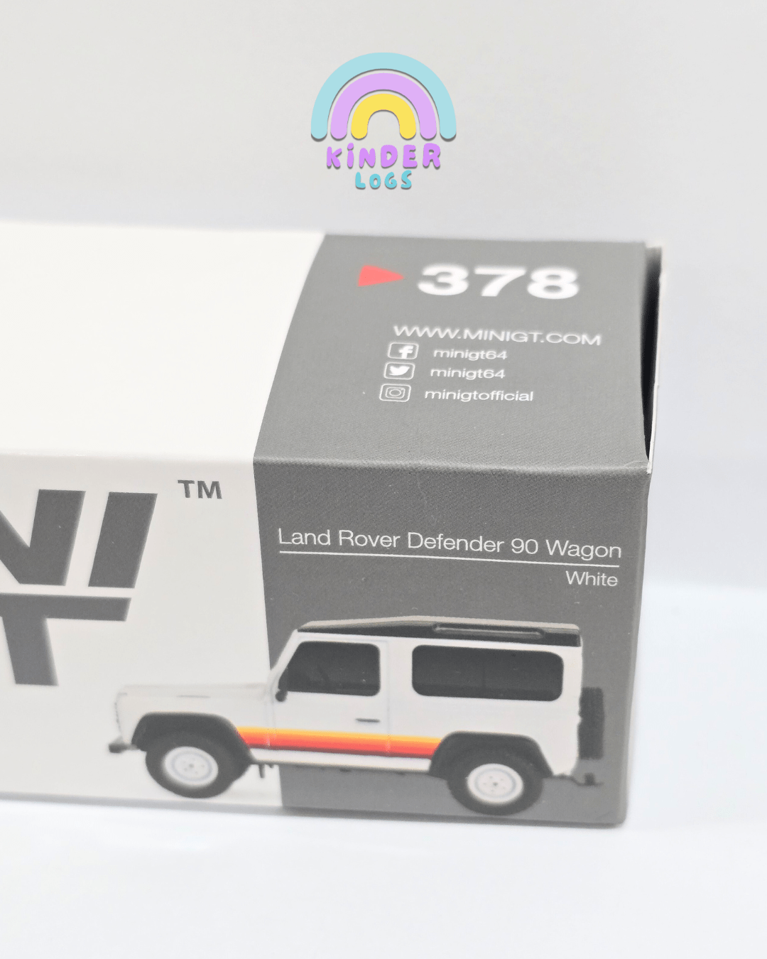 Mini GT Land Rover Defender 90 Wagon - RHD Version (Open Box) - Kinder Logs