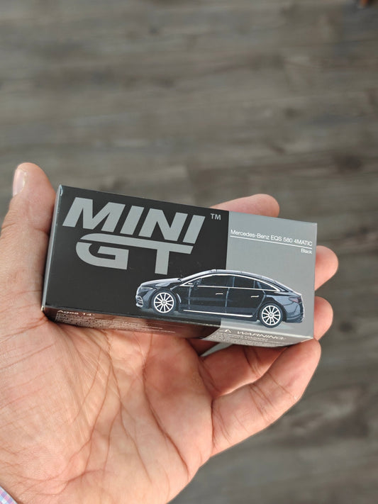 Mini GT Mercedes-Benz EQS 580 4MATIC - Mijo Exclusives (Black) - Kinder Logs