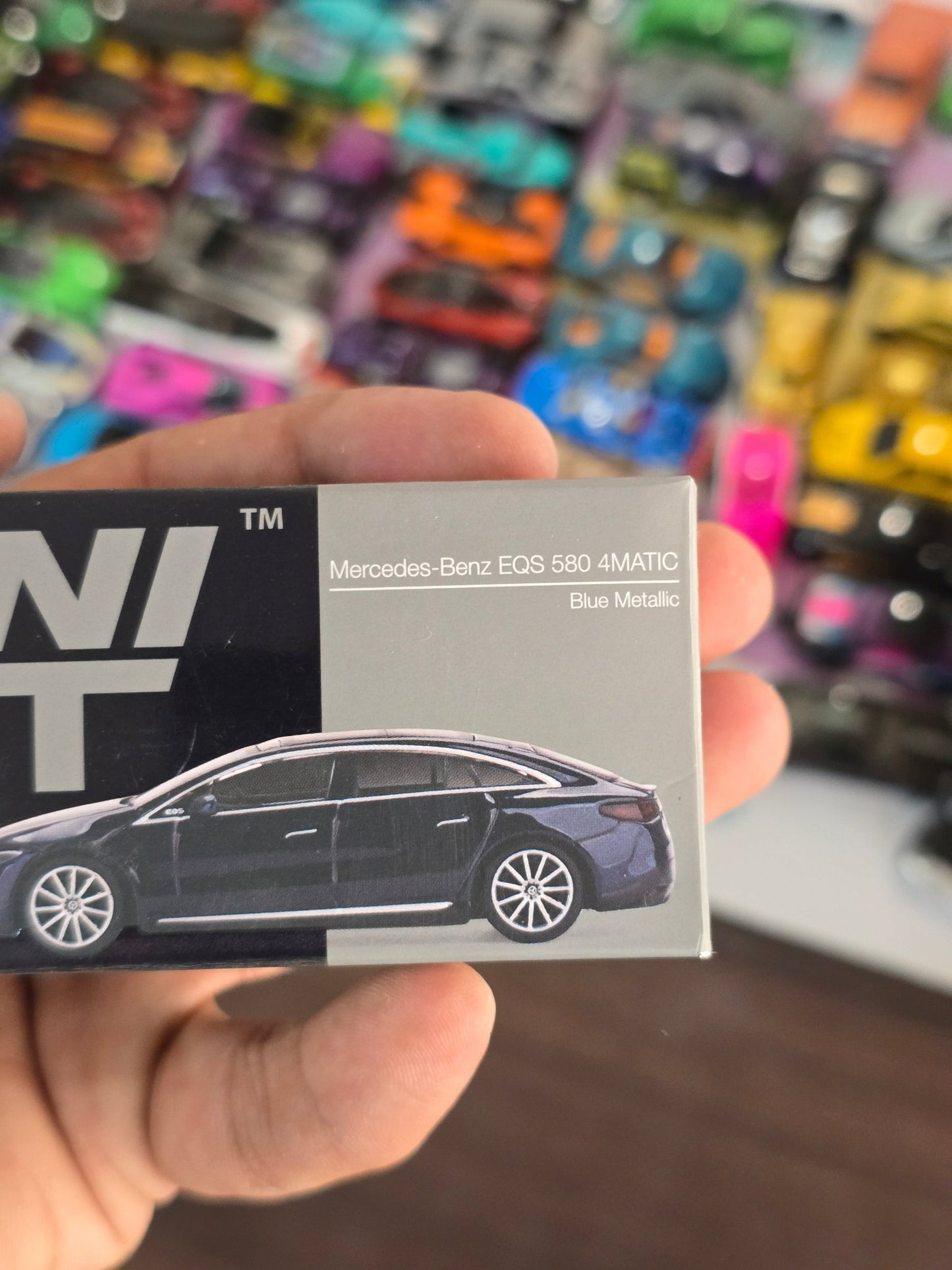 Mini GT Mercedes - Benz EQS 580 4MATIC (Open Box) - Kinder Logs
