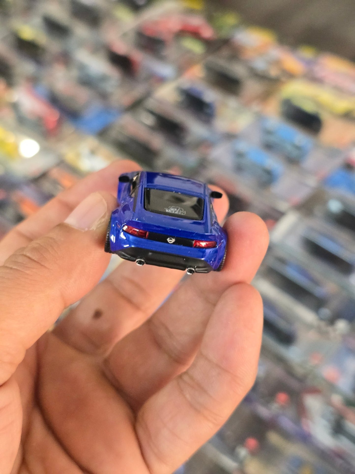 Mini GT Nissan Fairlady Z Pandem - Seiran Blue (Open Box) - Kinder Logs