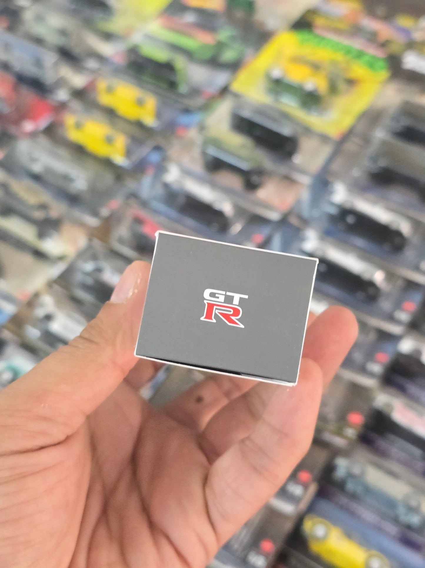 Mini GT Nissan GT - R NISMO GT3 23 KCMG - Open Box - Kinder Logs