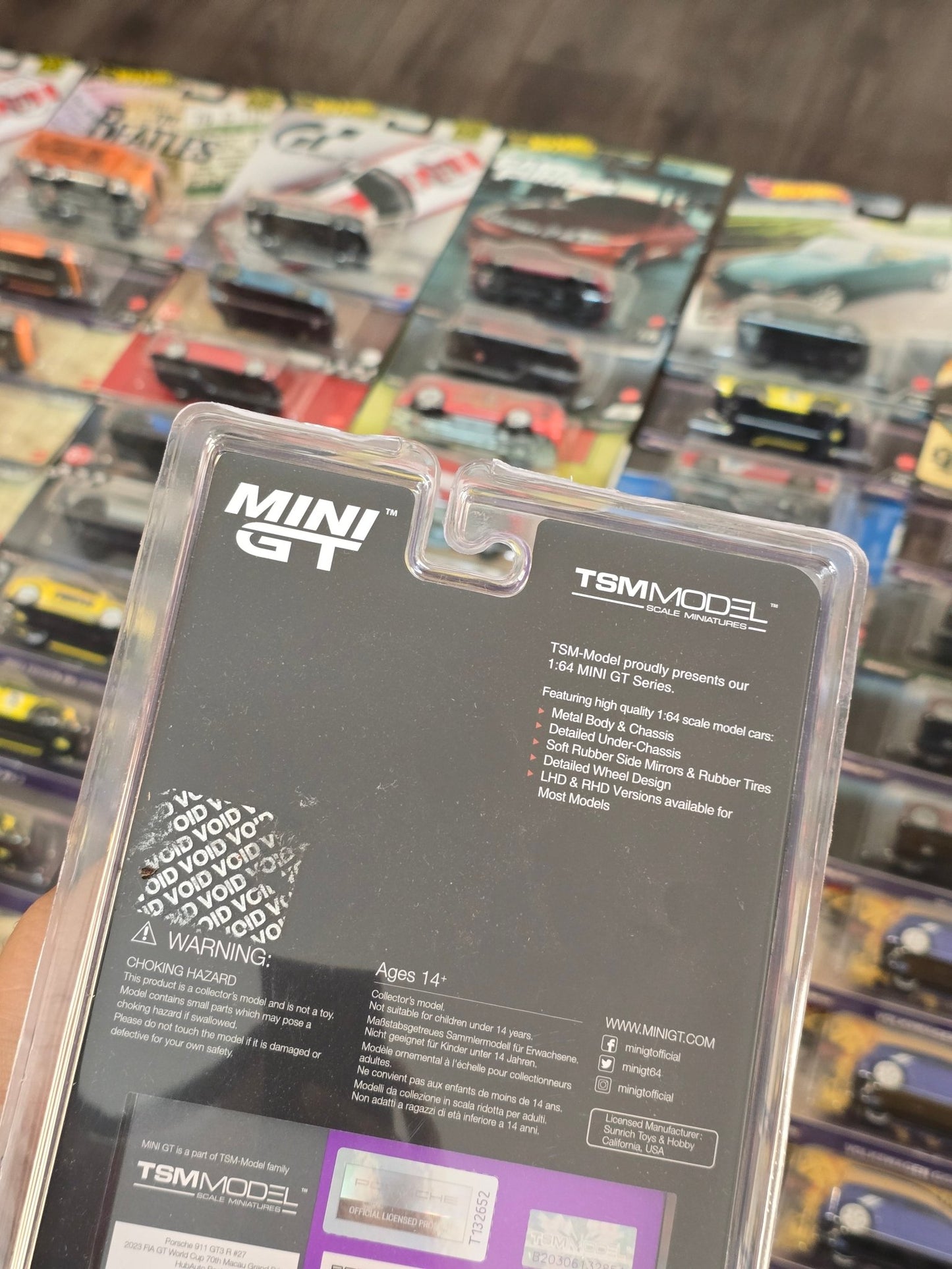 Mini GT Porsche 911 GT3 R 27 - 2023 FIA GT World Cup - Kinder Logs